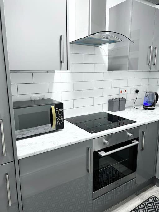 Modern Studio Near Nec With Free Parking - Prime Location Sheldon  外观 照片